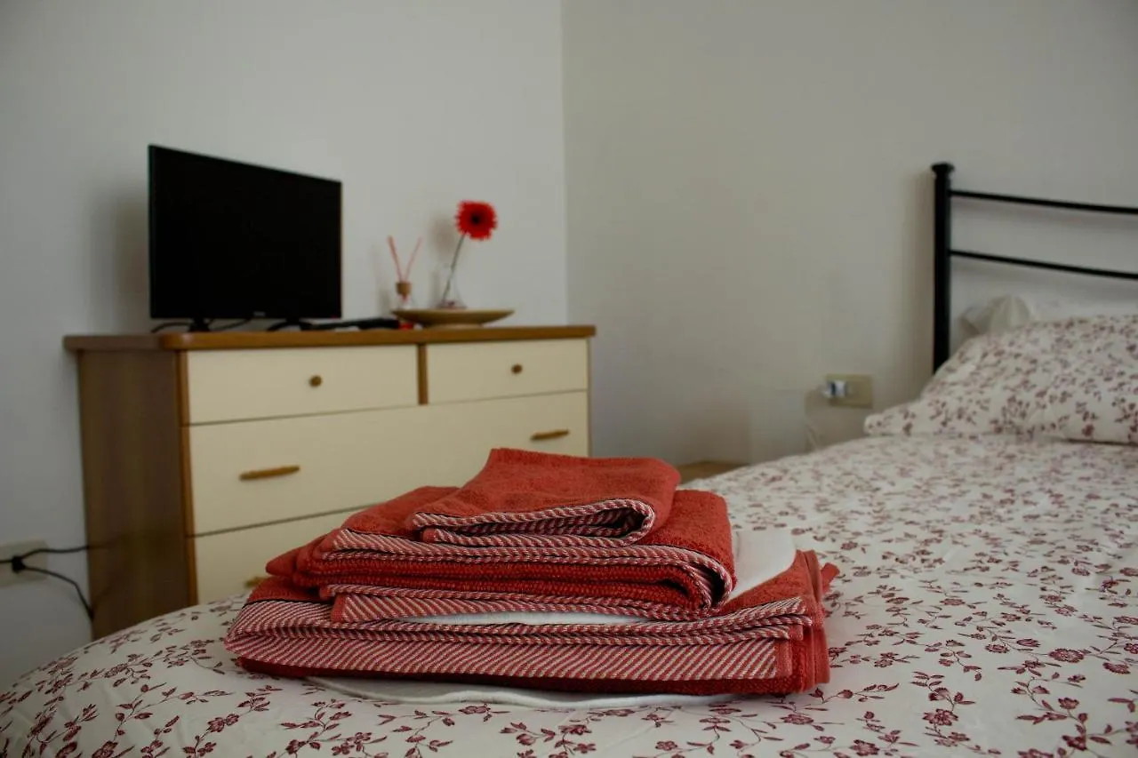 Guest house Casa Di Cipri Hotel Montale